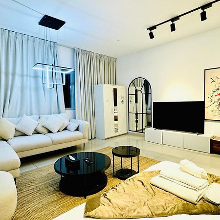 Entire Private Self Catered Apartments Marina ดูไบ ภายนอก รูปภาพ